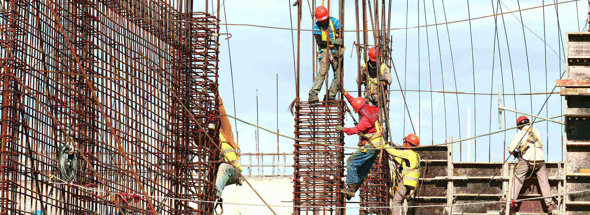 Revestimiento, nivelación y fontanería Montaval